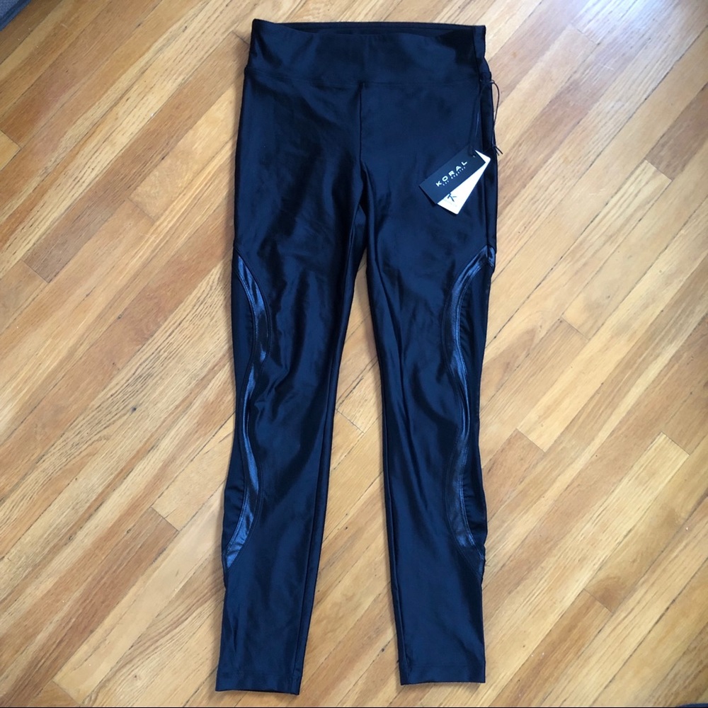 Liquid Koral leggings
